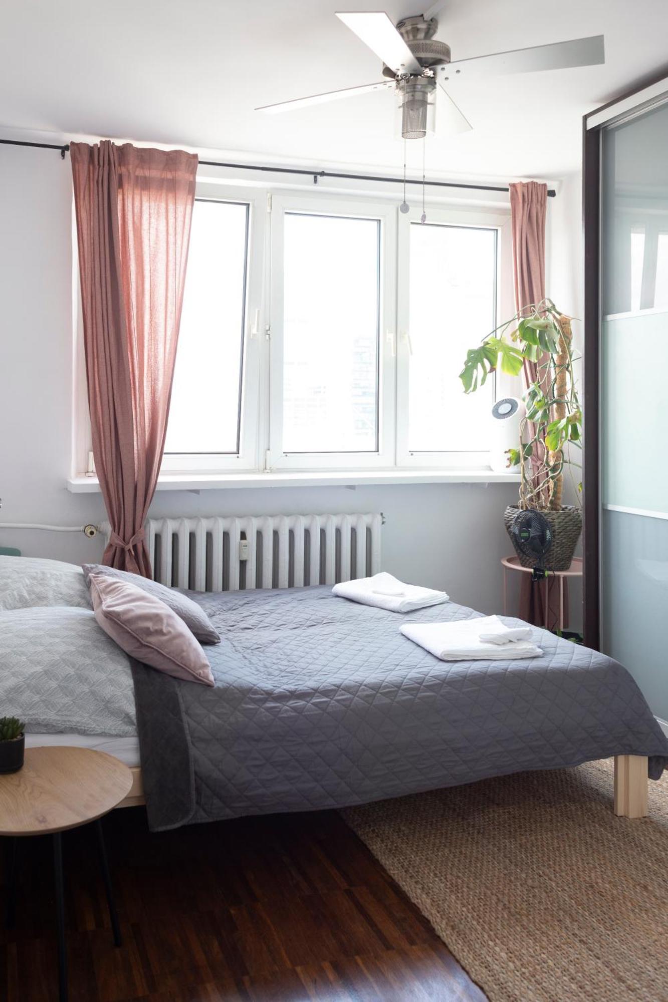 Iron Sunset Apartment Varsó Kültér fotó